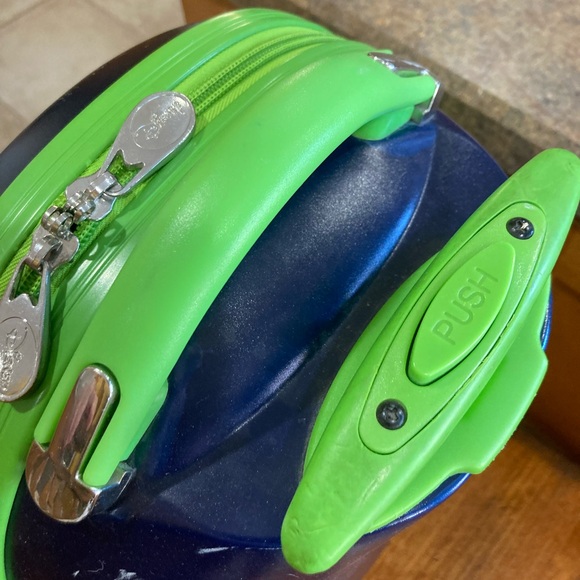 Toy Story light-up suitcase - Picture 7 of 11